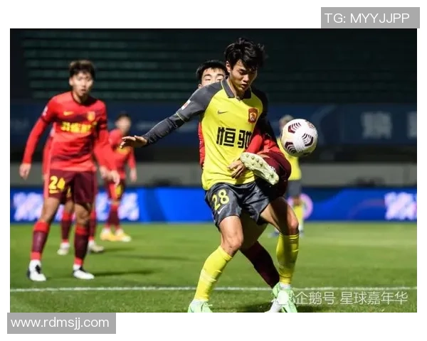 广州篮球队以57分稳居挑战赛积分榜首位竞争愈发激烈